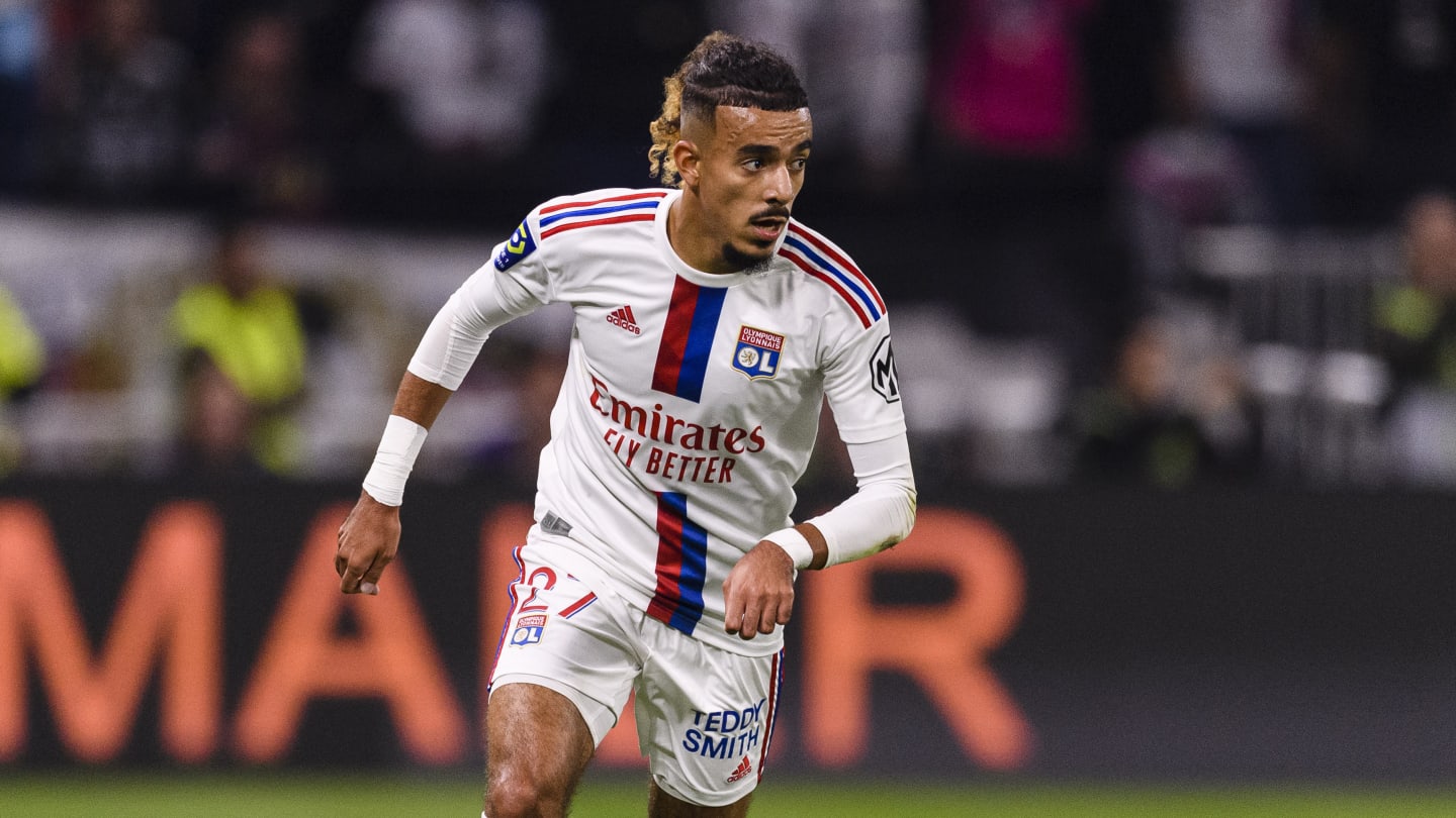 Chelsea agree fee to sign Lyon right-back Malo Gusto