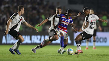 Vasco e Fortaleza se enfrentam em São Januário