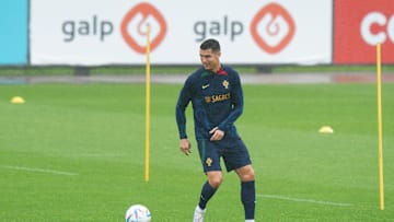 Cristiano Ronaldo disebut berpeluang hengkang dari Manchester United