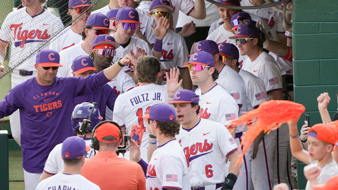 Clemson baseball won its in-state series against South Carolina for the third straight year on Sunday afternoon. Clemson baseball won its in-state series against South Carolina for the third straight year on Sunday afternoon.