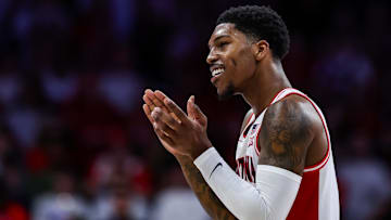 Arizona Wildcats guard Caleb Love (1).