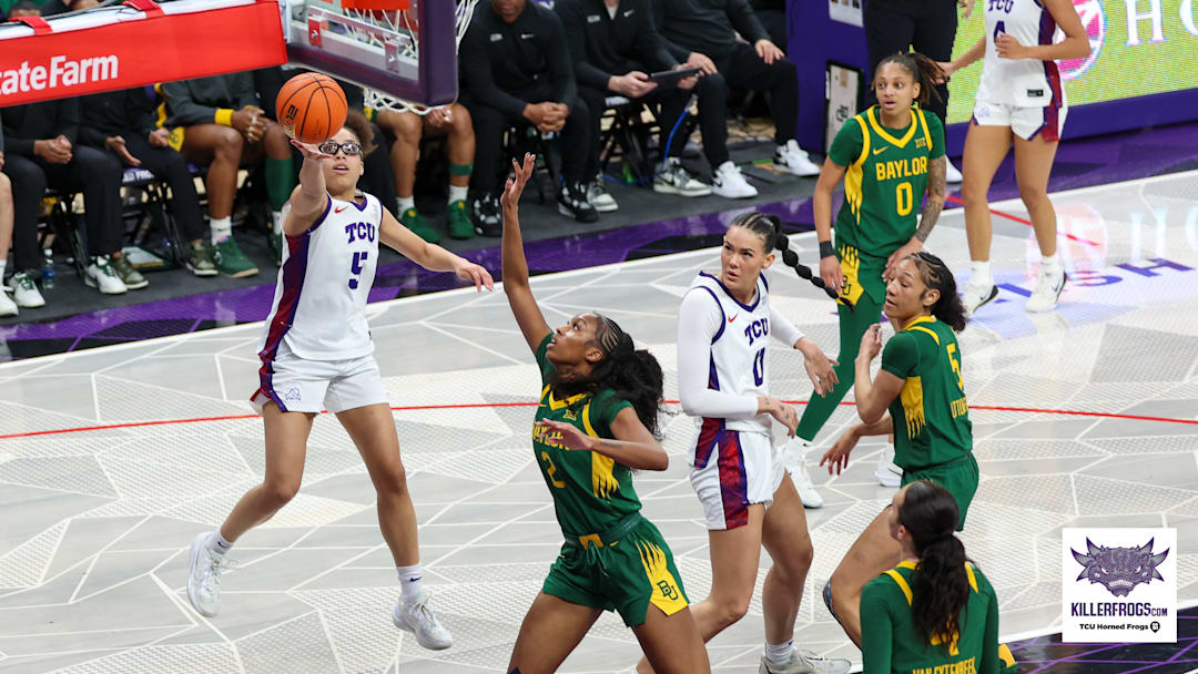 Olivia Miles was named a finalist for the Nancy Lieberman Point Guard of the Year award and to the John R. Wooden Award national ballot. 