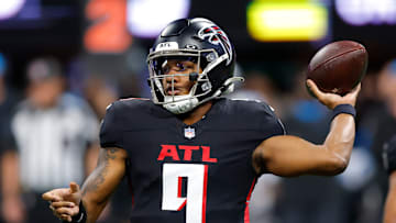 Carolina Panthers v Atlanta Falcons