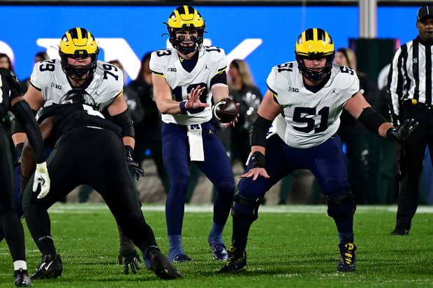 Michigan Wolverines quarterback Jack Tuttle