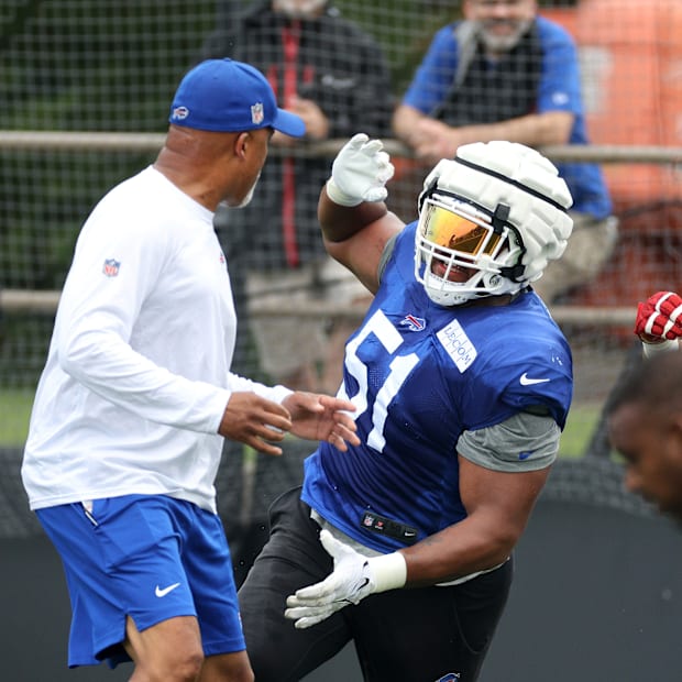 Eli Ankou training camp practice