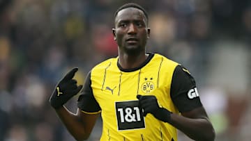 FC St. Pauli 1910 v Borussia Dortmund - Bundesliga