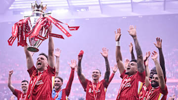 TOPSHOT-FBL-ENG-PR-LIVERPOOL-CRYSTAL PALACE