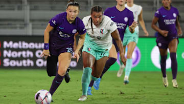 Sep 13, 2024; Orlando, Florida, USA;  Orlando Pride defender Kerry Abello (25)  dribbles the ball during the second half against the Kansas City Current at Inter&Co Stadium. Mandatory Credit: Mike Watters-Imagn Images