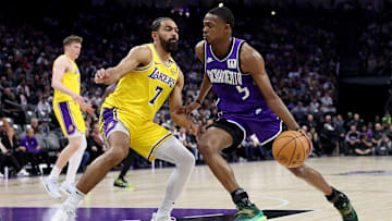 Los Angeles Lakers pasarían a ser grandes favoritos esta temporada si obtienen a De'Aaron Fox en un cambio