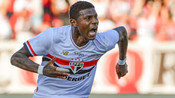 Arboleda é o atleta do São Paulo que está há mais tempo no elenco