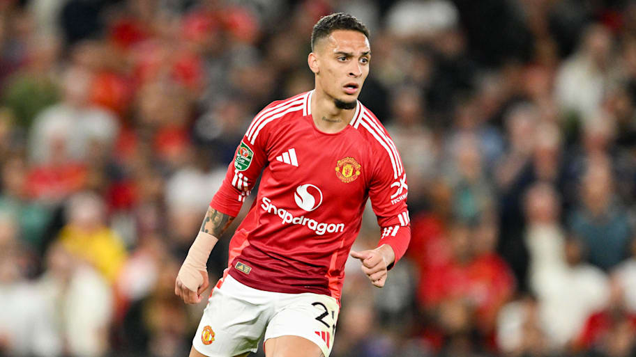 Antony remains under contract at Man Utd. | IMAGO/Sports Press Photo