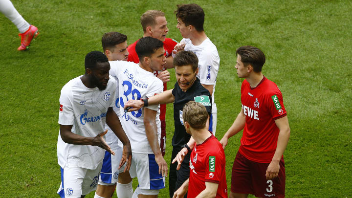 Diskussionen beim letzten Spiel zwischen Köln und Schalke