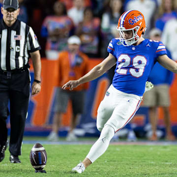 Oct 19, 2024; Gainesville, Florida, USA; Florida Gators place kicker Trey Smack (29) kicks the ball against the Kentucky Wildcats during the first half at Ben Hill Griffin Stadium. Mandatory Credit: Matt Pendleton-Imagn Images