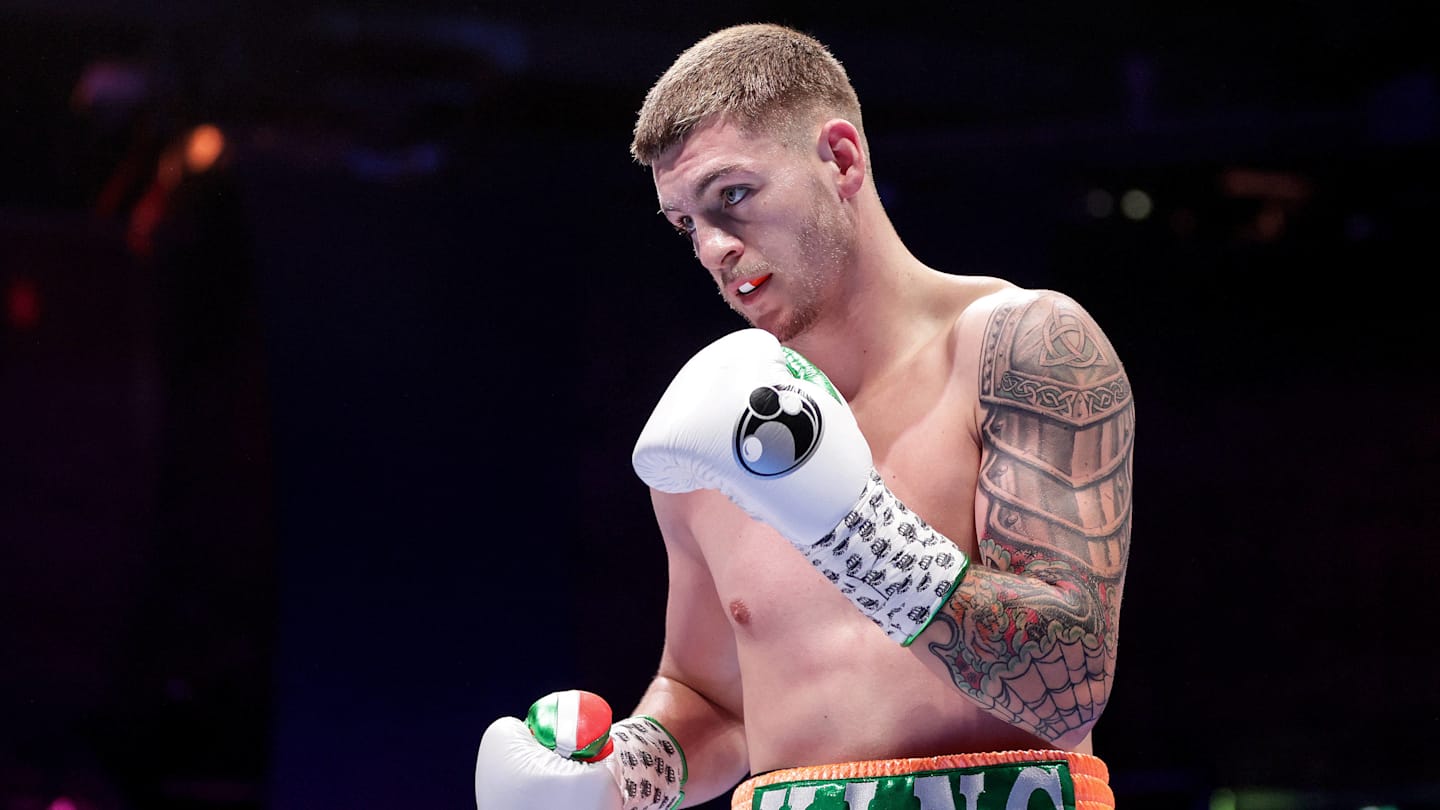 Callum Walsh Defeats Fernando Vargas in Vegas Co-Main Event