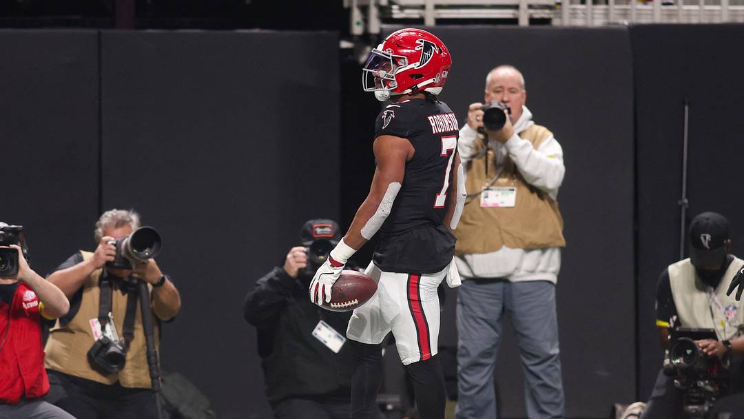 Atlanta Falcons running back Bijan Robinson 