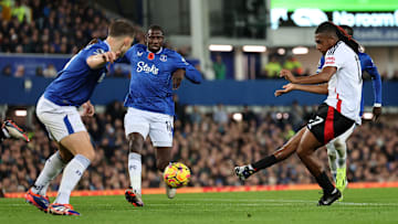 Everton FC v Fulham FC - Premier League