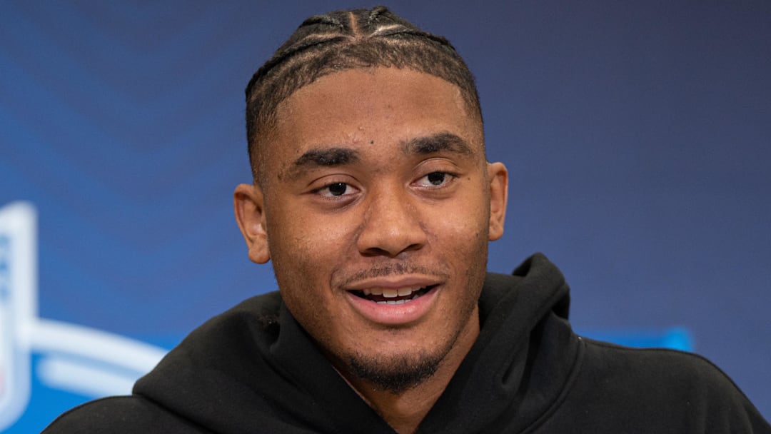 Arkansas Razorbacks quarterback Taylen Green