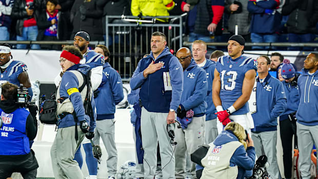 New England Patriots head coach Mike Vrabel