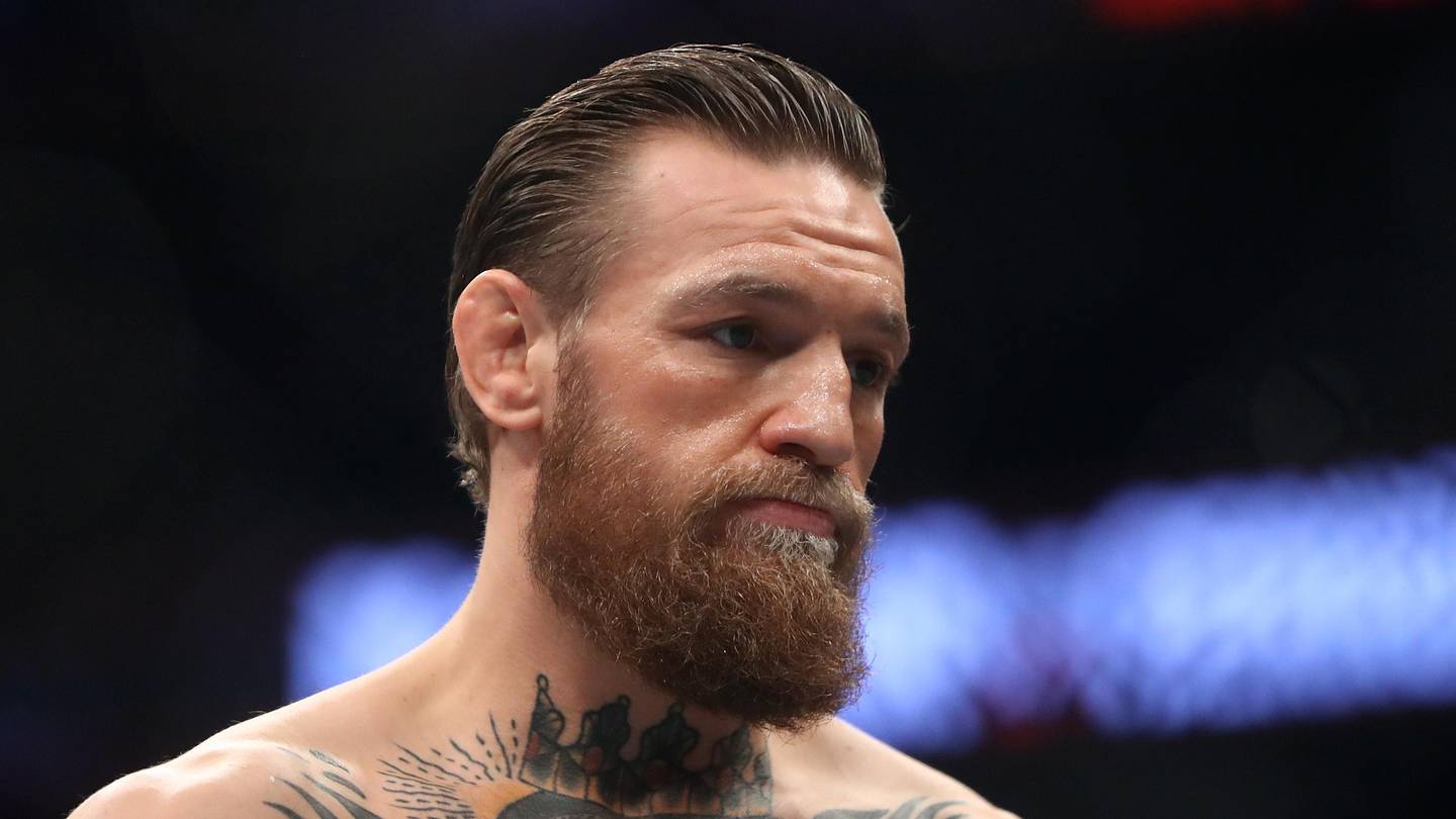 Boxing legend disgusted after Conor McGregor spat on Khabib Nurmagomedov fan