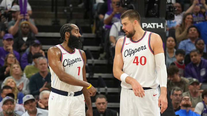 Clippers Give Surprising Player a Starting Lineup Chance vs Kings