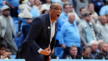 Try as he might, Hubert Davis has been unable to turn this Tar Heels season around