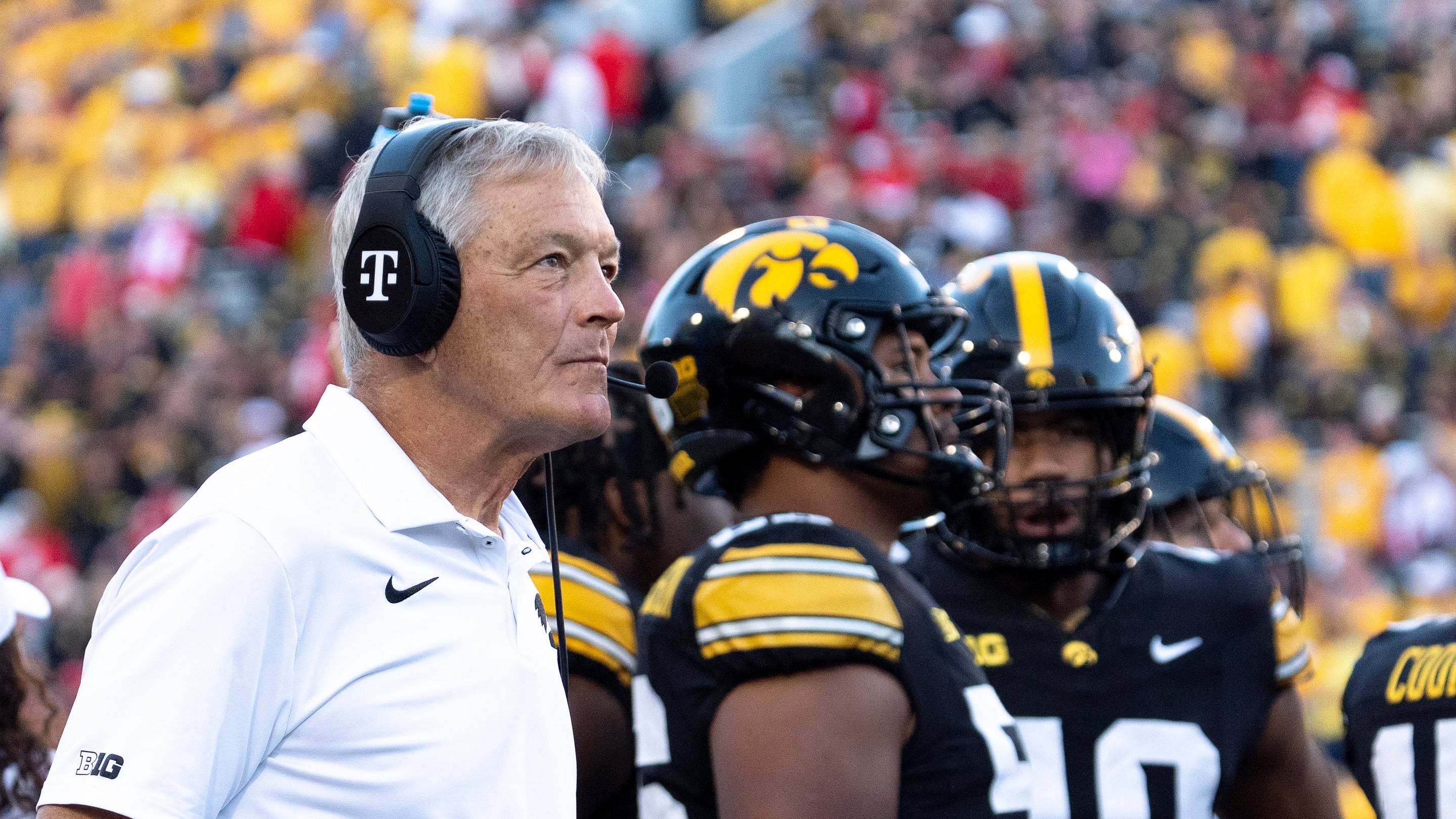 Iowa Football: Hawkeyes Slide in Top 25 Polls, But the Sky Isn't Falling