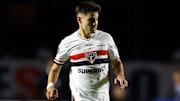 Paraguaio nega versão de rival