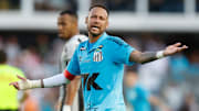 Jogo diante do Botafogo pode ter sido o último de Neymar pelo Santos