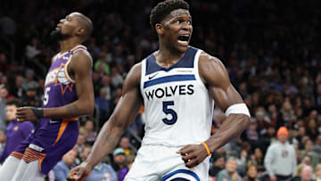 Minnesota Timberwolves v Phoenix Suns