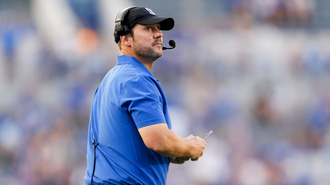 Memphis head coach Ryan Silverfield looks to the scoreboard during the game between Memphis and Boise State
