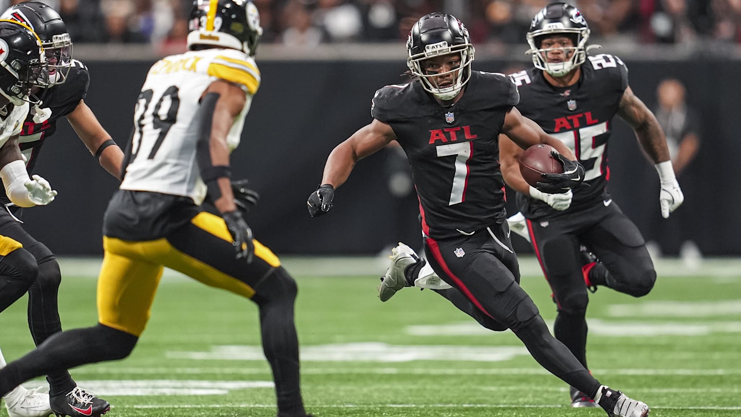 Atlanta Falcons ‘Really Pleased’ with Bijan Robinson, Noncommittal to Heavy Workload