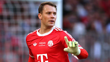 Manuel Neuer lobt Nick Woltemade nach dem Supercup-Match