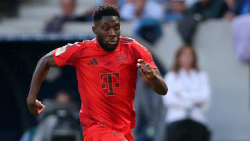 Bleibt Davies beim FC Bayern?