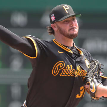 Jul 27, 2025; Pittsburgh, Pennsylvania, USA;  Pittsburgh Pirates starting pitcher Paul Skenes (30) pitches against the Arizona Diamondbacks during the fourth inning at PNC Park. Mandatory Credit: Charles LeClaire-Imagn Images