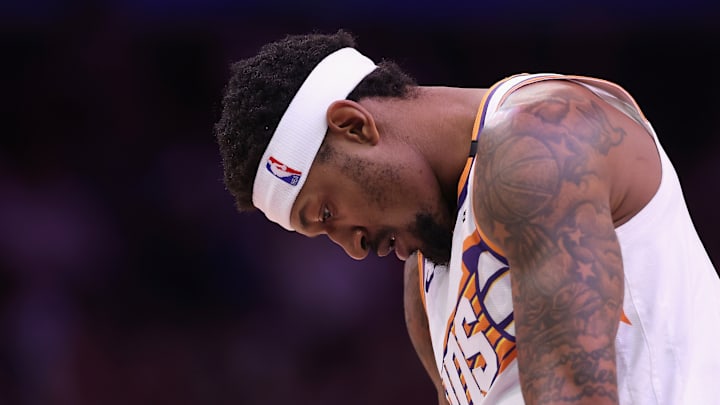 San Antonio Spurs v Phoenix Suns