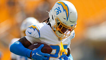 Los Angeles Chargers v Pittsburgh Steelers