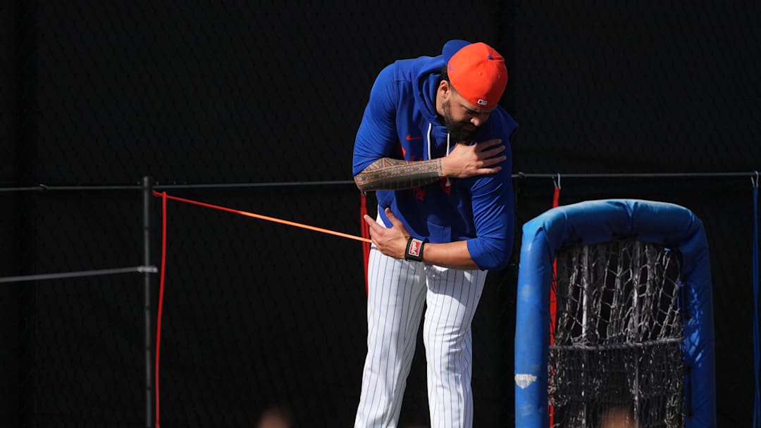 Feb 16, 2026; Port St. Lucie, FL, USA;  New York Mets pitcher Sean Manaea (59) stretches during spring training. Mandatory Credit: Jim Rassol-Imagn Images