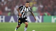 Com uma grave lesão, Guilherme Arana não tem previsão de retorno