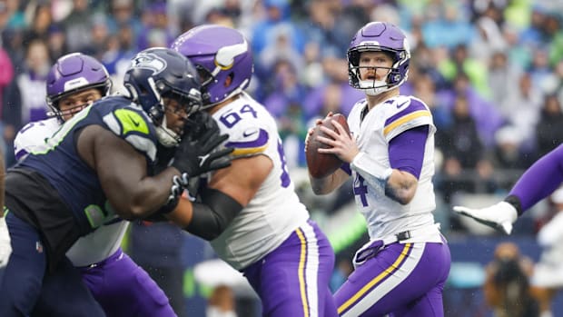 dam-darnold-vikings-seahawks-pocket