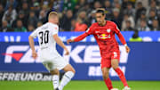 Yussuf Poulsen (rechts) war dem 0:3 in Gladbach bedient