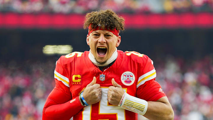 Mahomes doesn't think the refs favor him or his team Mahomes doesn't think the refs favor him or his team