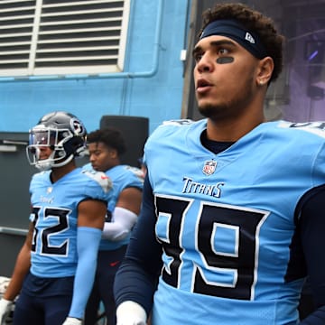 Nov 27, 2022; Nashville, Tennessee, USA; Tennessee Titans linebacker Rashad Weaver (99) waits to take the field before the game against the Cincinnati Bengals at Nissan Stadium. Mandatory Credit: Christopher Hanewinckel-Imagn Images