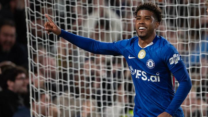 Steht auf dem Zettel von ManUnited und Newcastle, darf Chelsea aber nur bei einer Mega-Ablöse verlassen: Andrey Santos Steht auf dem Zettel von ManUnited und Newcastle, darf Chelsea aber nur bei einer Mega-Ablöse verlassen: Andrey Santos