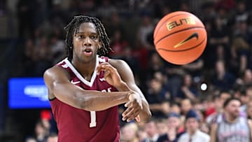 Jan 18, 2025; Spokane, Washington, USA; Santa Clara Broncos guard Tyeree Bryan (1) passes the ball during a game against the Gonzaga Bulldogs in the first half at McCarthey Athletic Center. Mandatory Credit: James Snook-Imagn Images