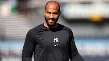 Division Series - New York Yankees v Toronto Blue Jays - Game 2