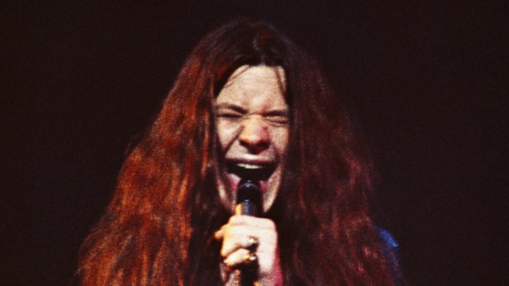 Janis Joplin performs