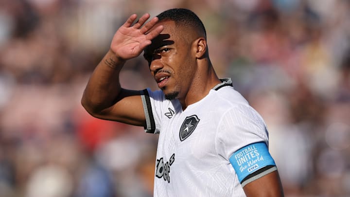 Meio-campista fez parte de time histórico do Fogão Meio-campista fez parte de time histórico do Fogão