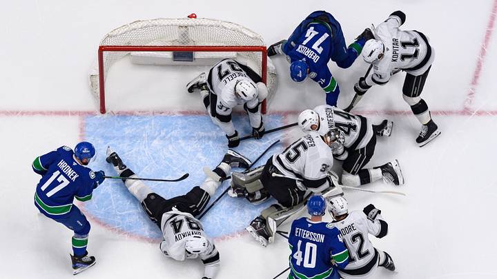 Los Angeles Kings v Vancouver Canucks