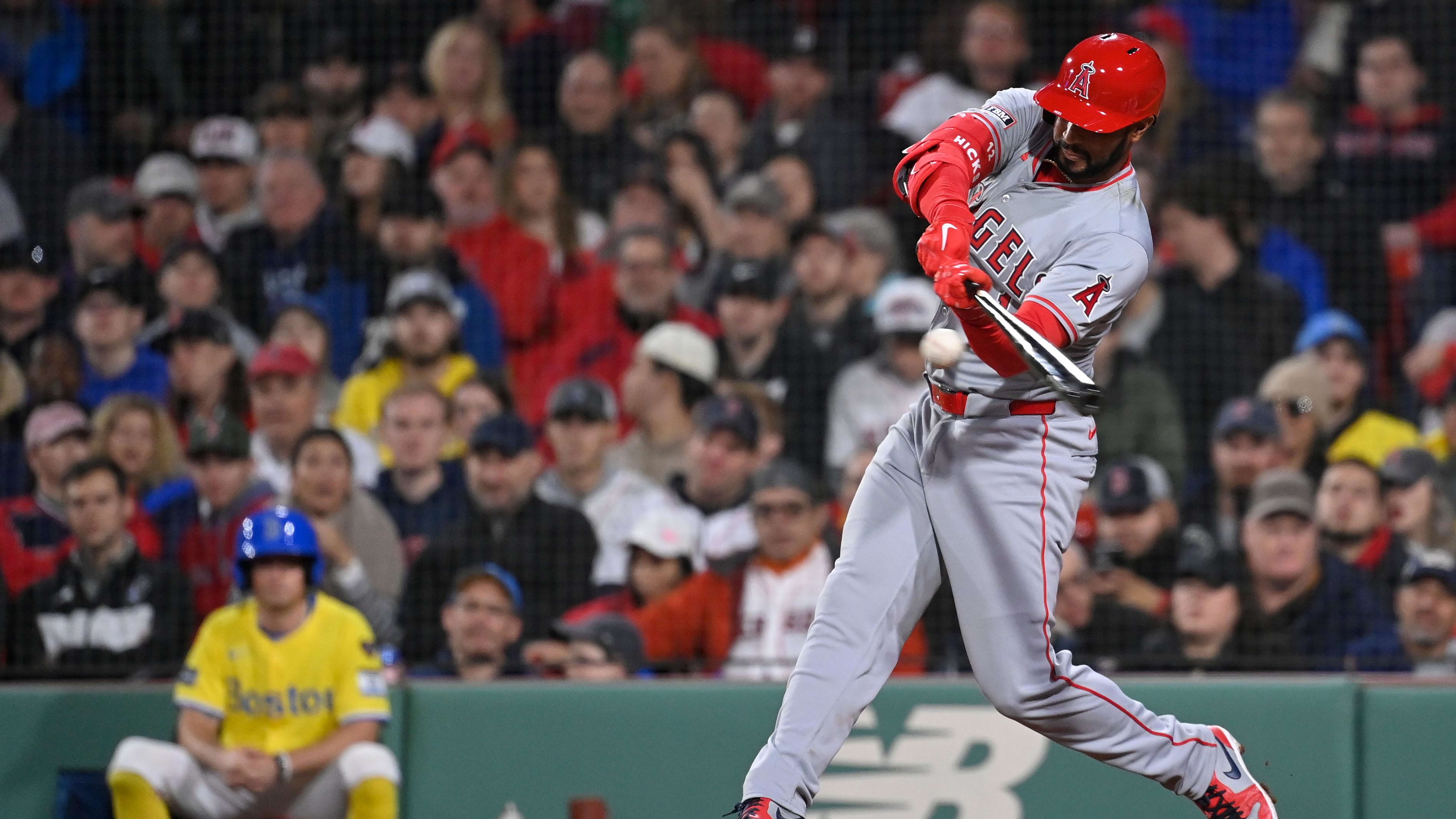 Los Angeles Angels right fielder Aaron Hicks