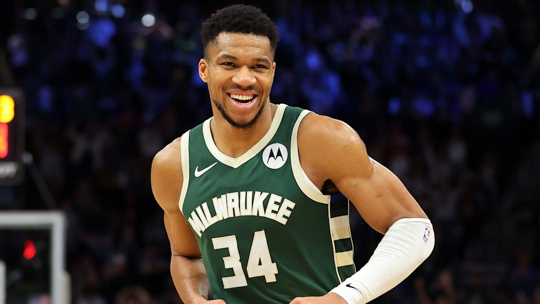 Cleveland Cavaliers v Milwaukee Bucks Cleveland Cavaliers v Milwaukee Bucks